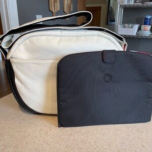 Bugaboo Diaper Bag RED Special Collection Leather Modern Crossbody White